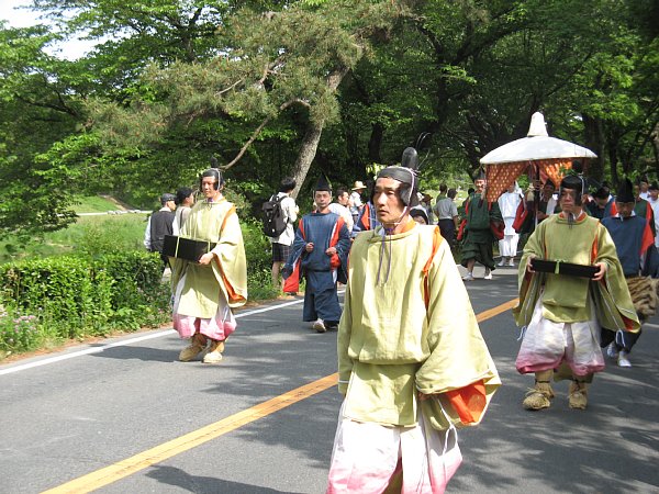 山城使の従者
