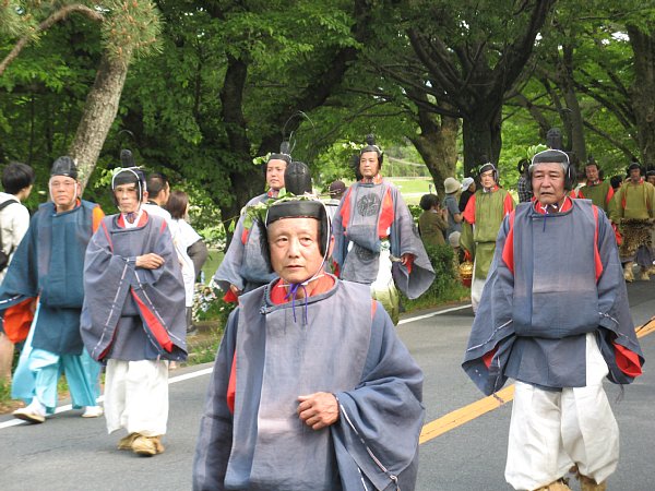 舎人、随身、手振