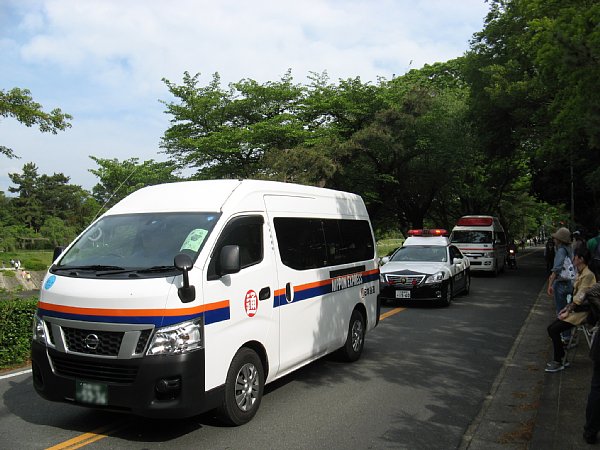 最後の車の列