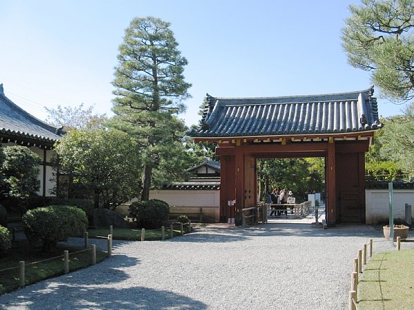 表門(中から)