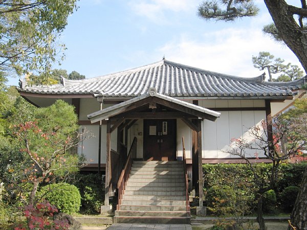 宝物館