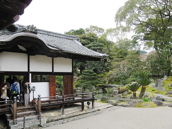 庭園と表書院
