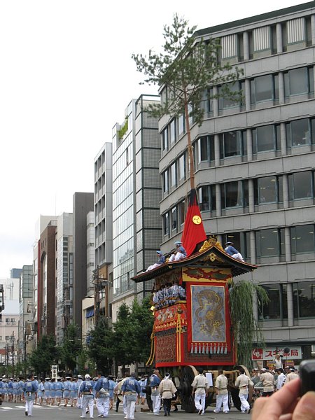 南観音山 後姿