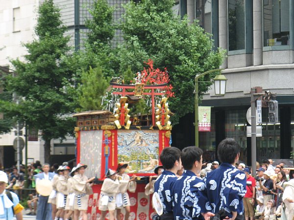 霰天神山