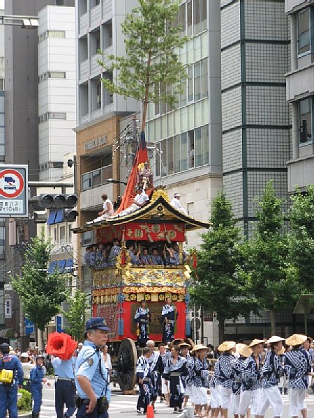 岩戸山