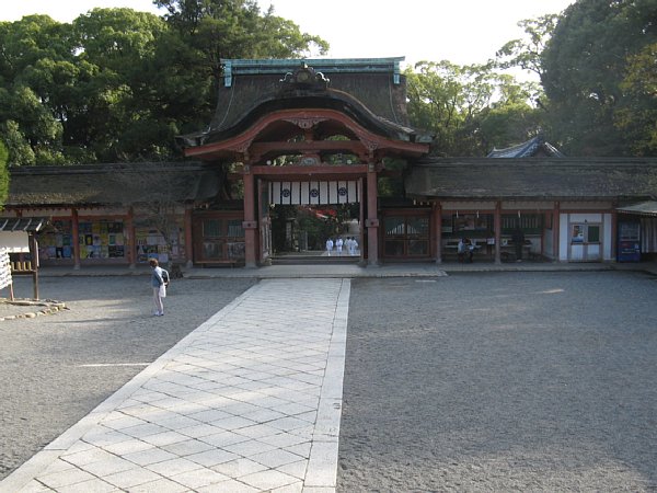 振り返って 南総門