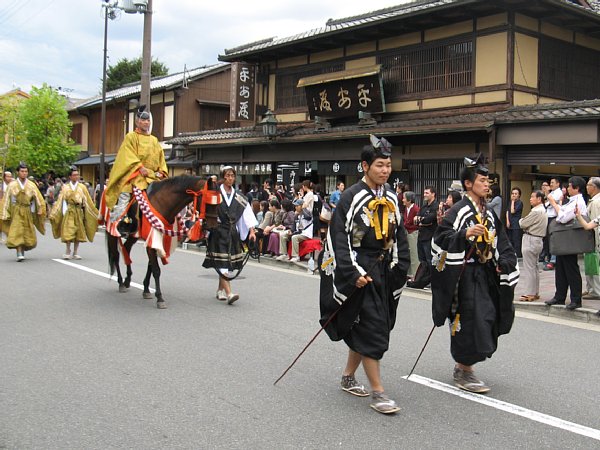 豊公参朝列 先頭