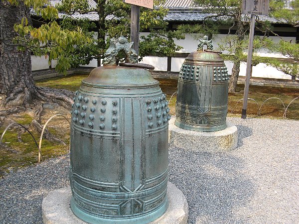 釣鐘