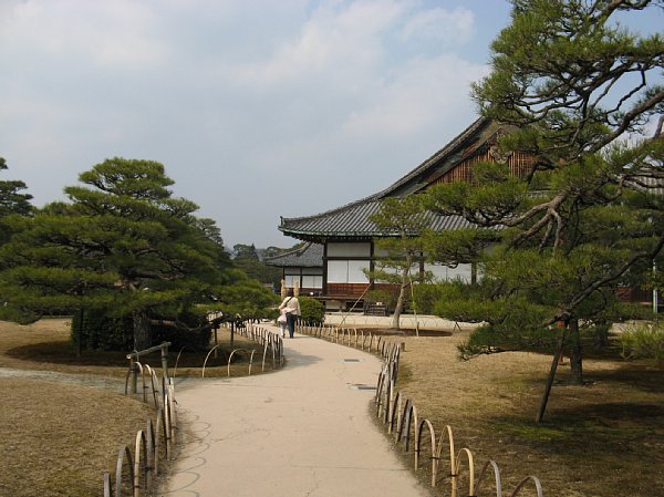 二の丸庭園・大広間