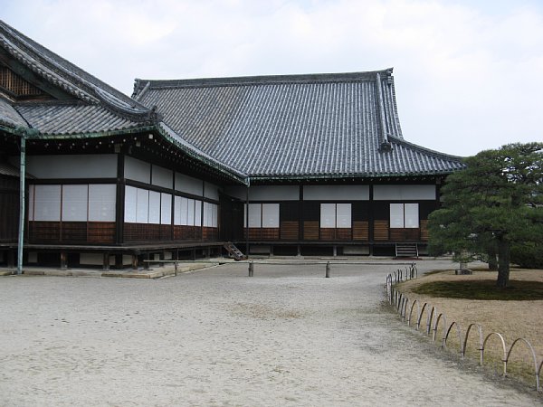 車寄及び遠侍