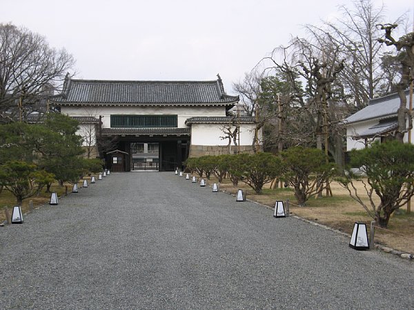 北大手門