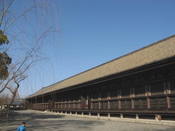 三十三間堂西側