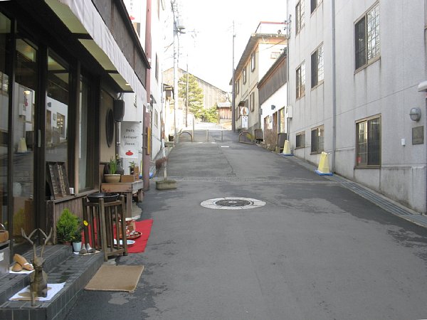 興福寺に向かう脇道