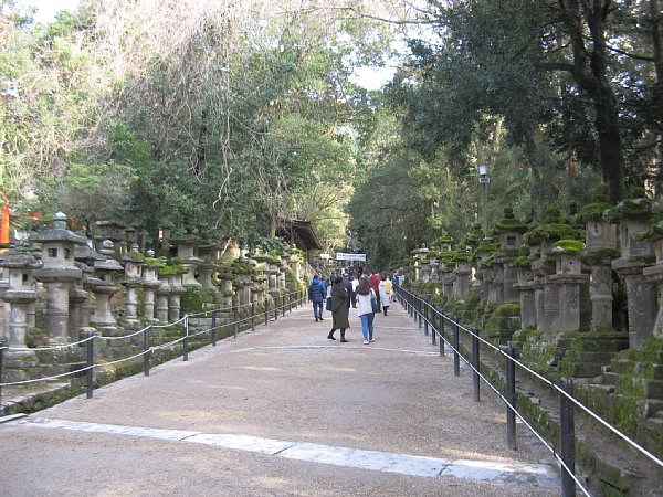 二の鳥居からの参道