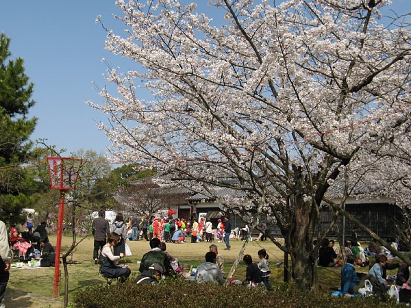 追手向櫓広場