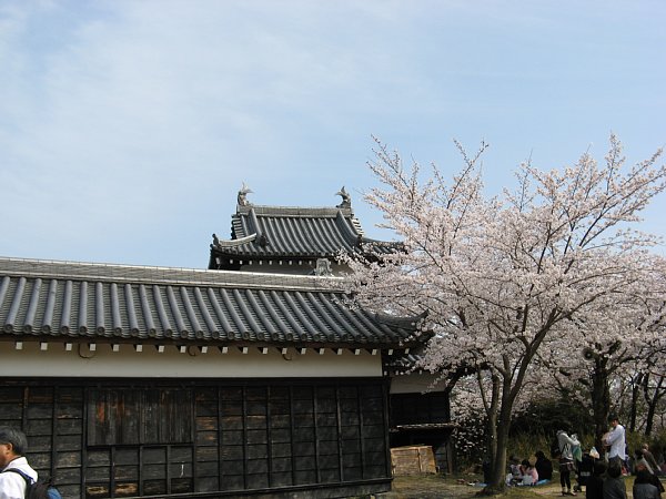 追手向櫓と多聞櫓
