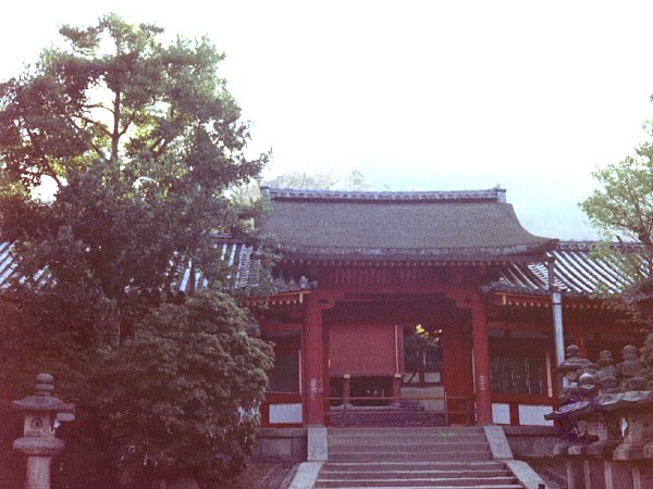 春日大社内侍門