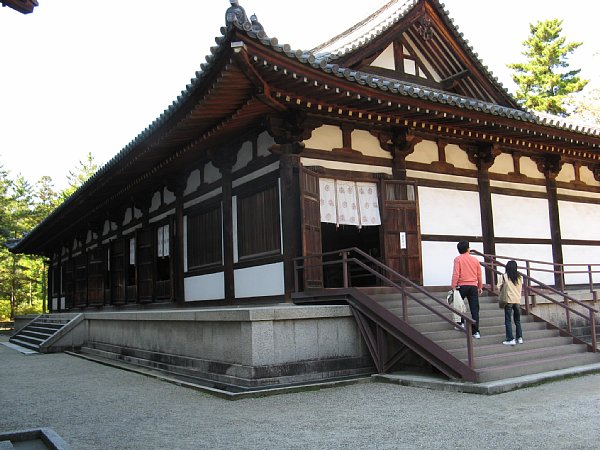 講堂