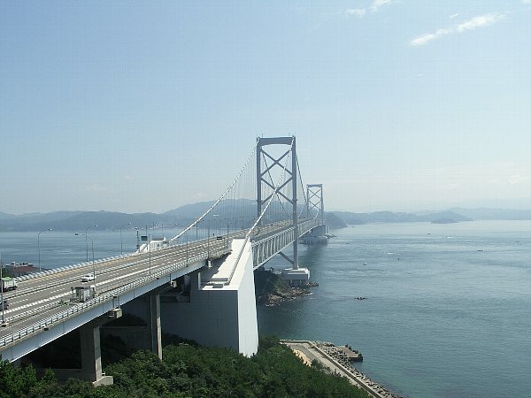 大鳴門橋