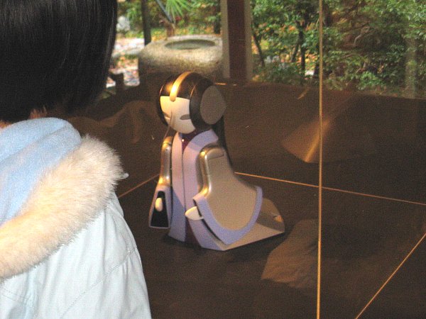 ロボット「MURASAKI」